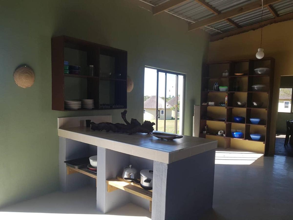 Izulu Eco Lodge 소드와나 베이 외부 사진